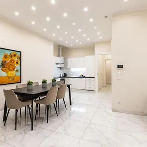 Spacious 2 Bedroom Nearby Center Wien