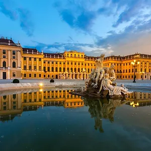 Luxe View Schoenbrunn Wien